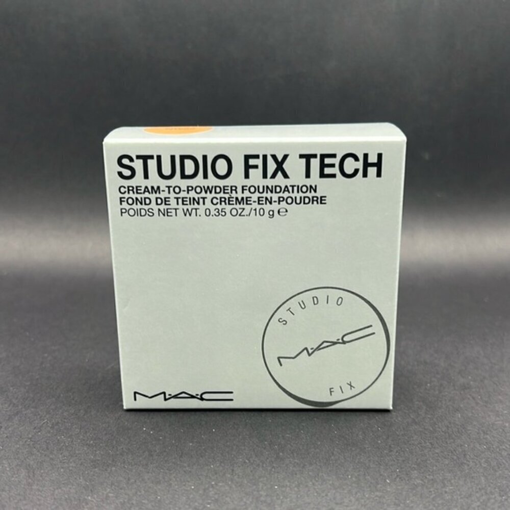MAC Cosmetics Cream-to-Powder Foundation NW33 - Picture 2 of 8